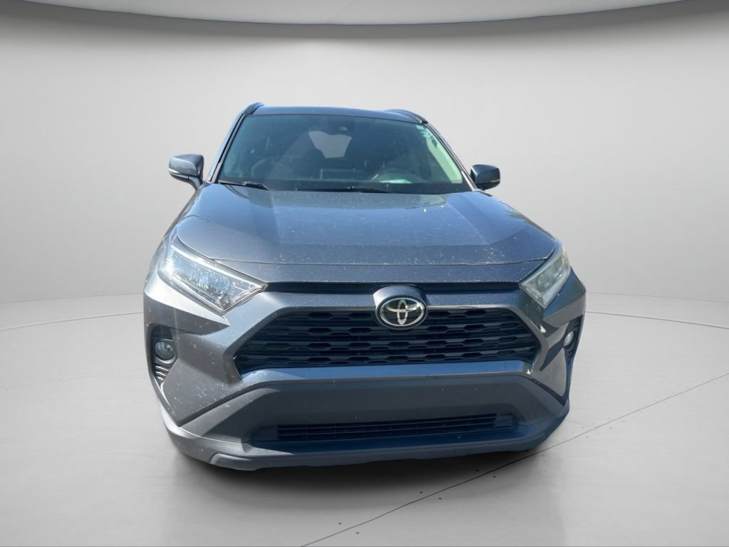 Used 2021 Magnetic Gray Metallic Toyota XLE image 3