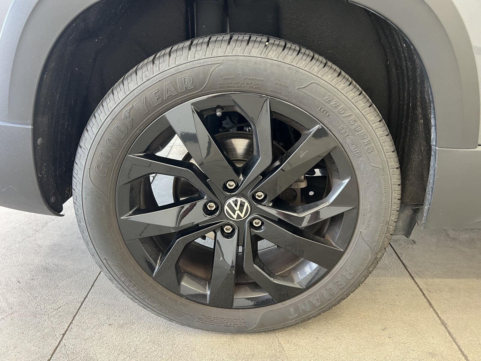 2022 Volkswagen Taos SE - Photo 9