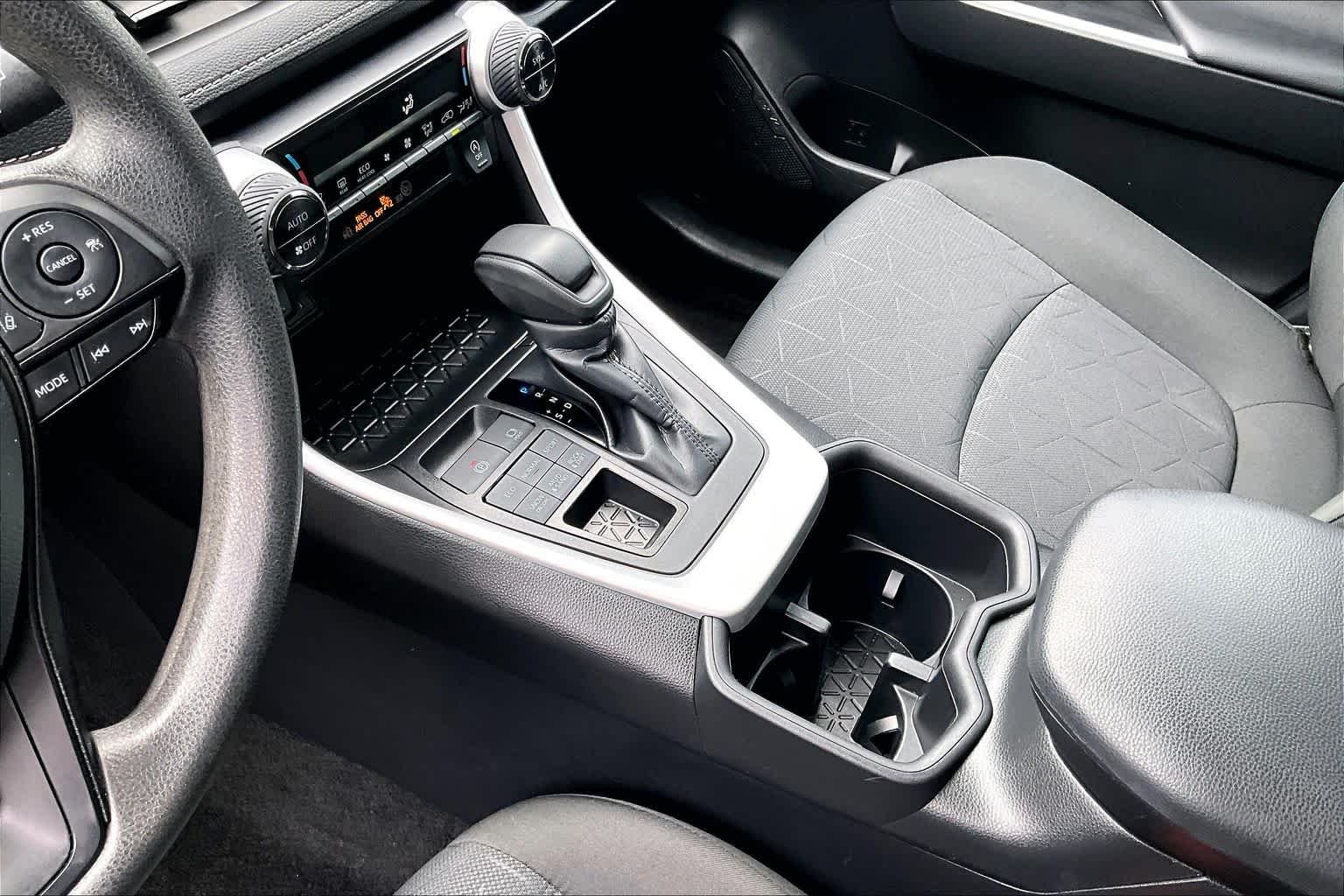 Used 2024 Ice Cap Toyota XLE image 17
