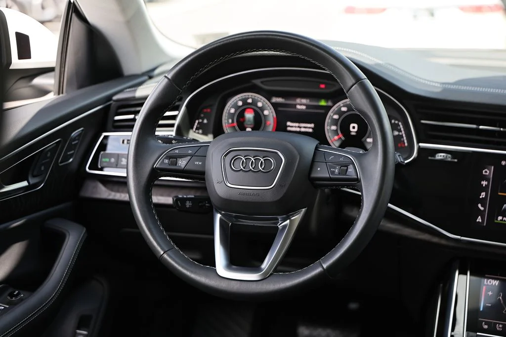 Used 2023 Carrara White Audi 55 Premium Plus image 27