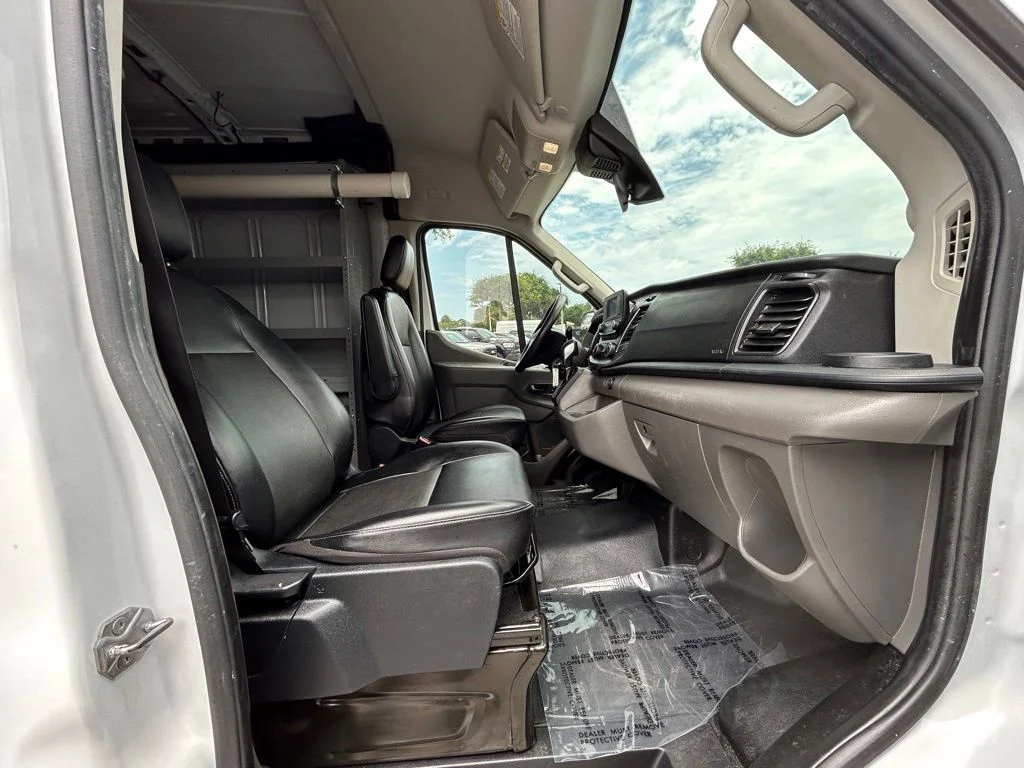 Certified Used 2021 Oxford White Ford Base image 20