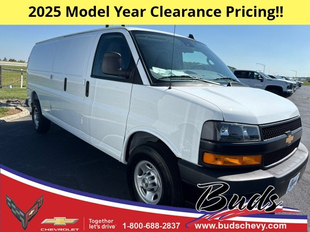 2025 Chevrolet Express Cargo