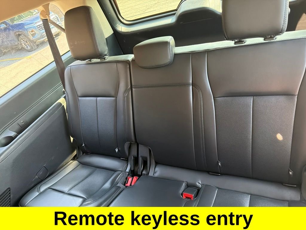 Used 2024 Black Metallic Ford XLT image 11