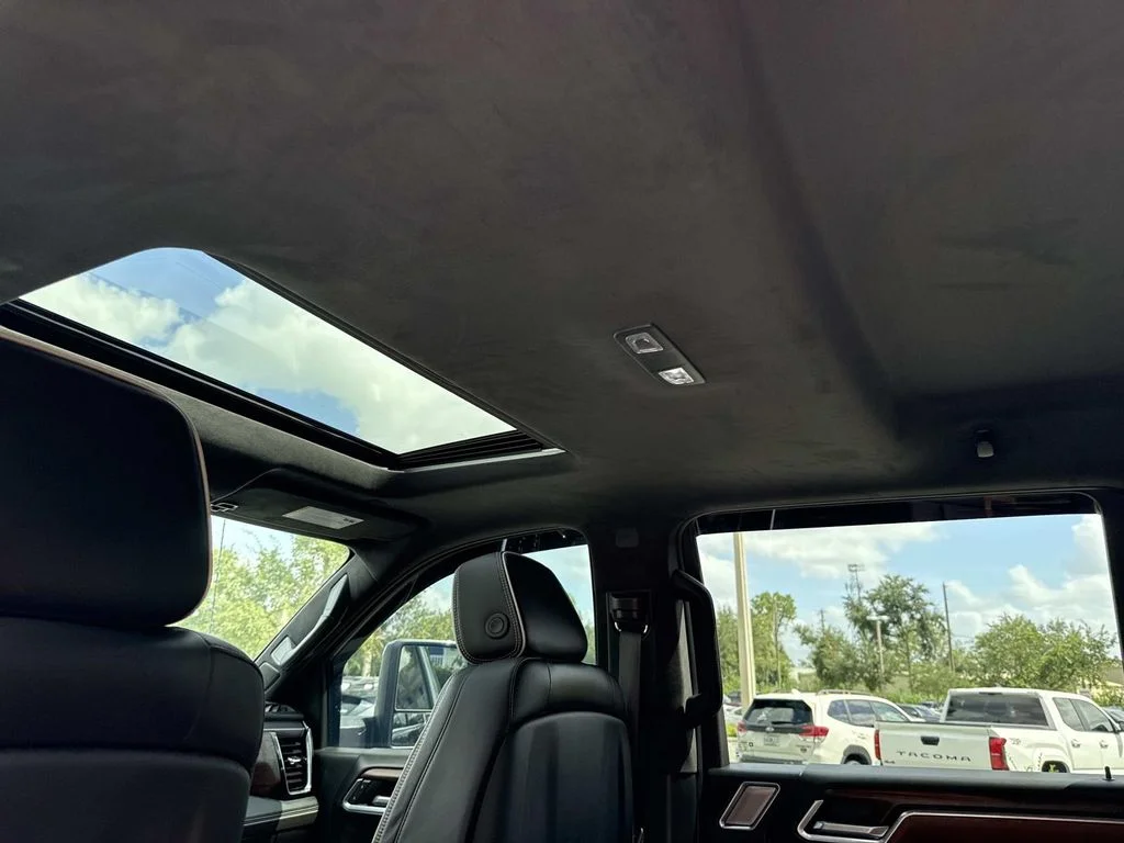 Used 2025 Black GMC Denali Ultimate image 20