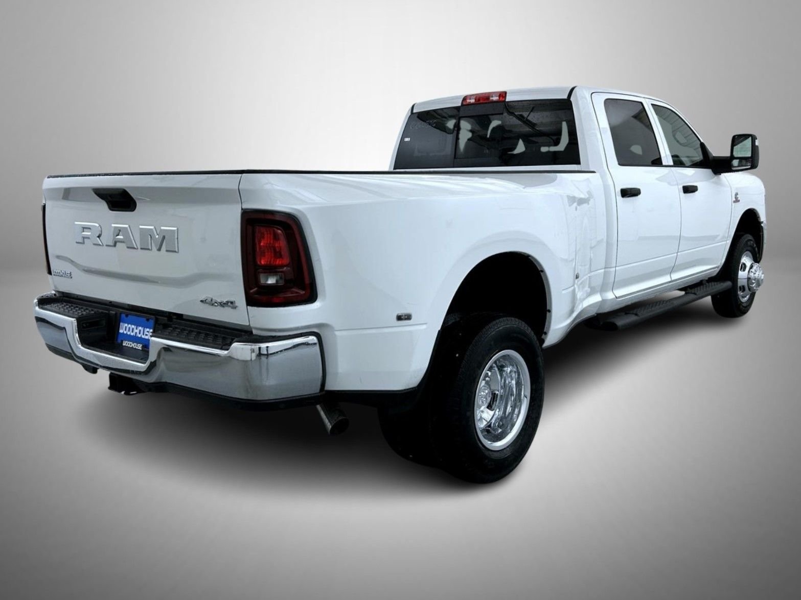 New 2026 Bright White Clear-Coat Exterior Paint RAM Tradesman image 5