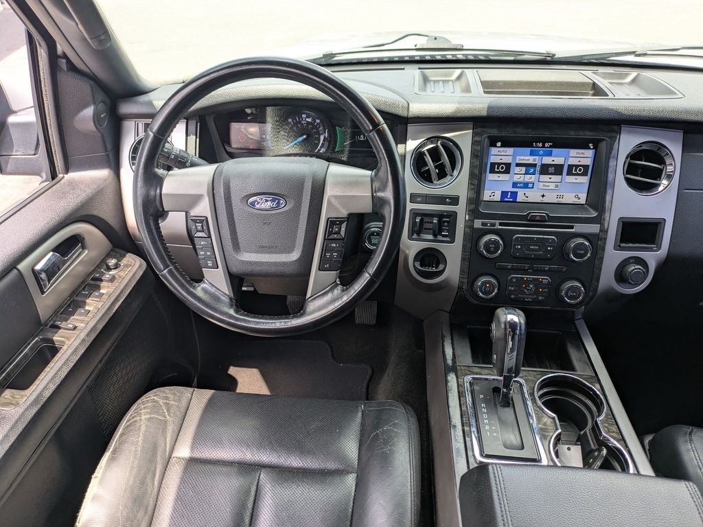 Used 2017 Silver Ford Limited image 19