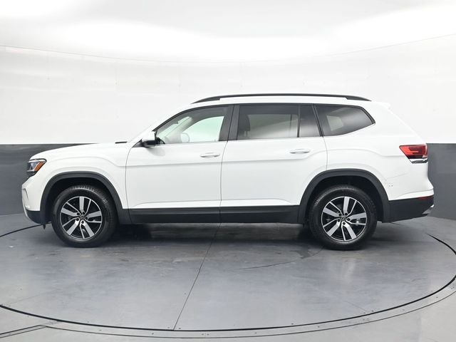 Used 2021  Volkswagen 2.0T SE image 8