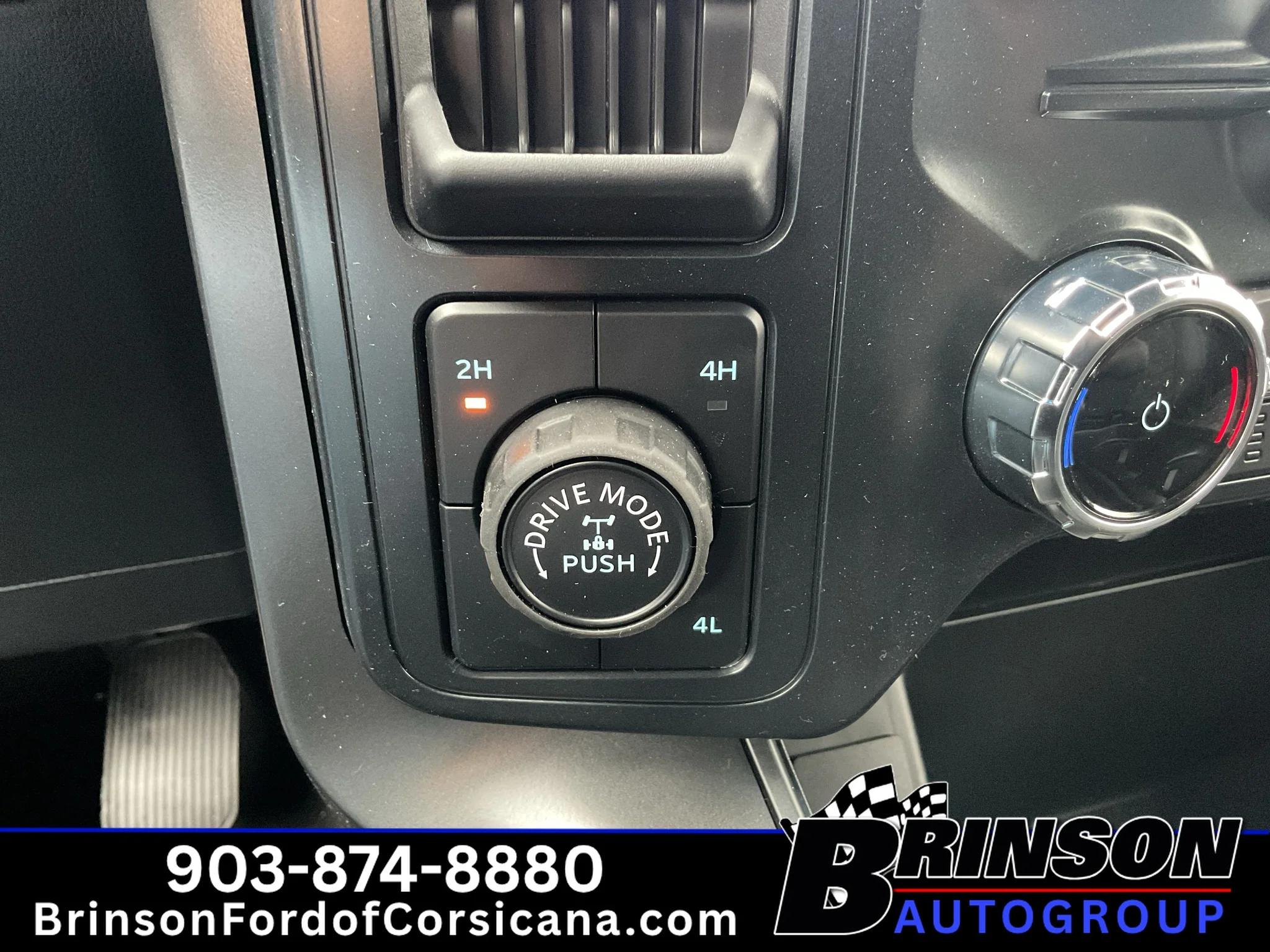 New 2026 Iconic Silver Metallic Ford Tremor® image 16