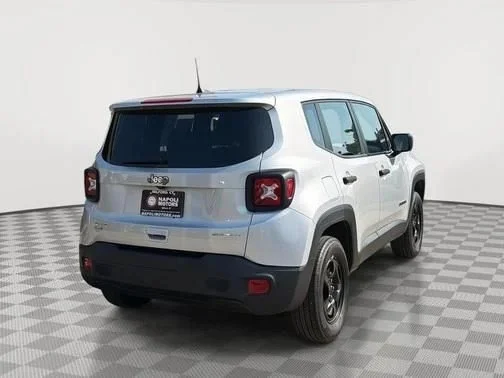 Used 2021 Glacier Metallic Jeep Sport image 3