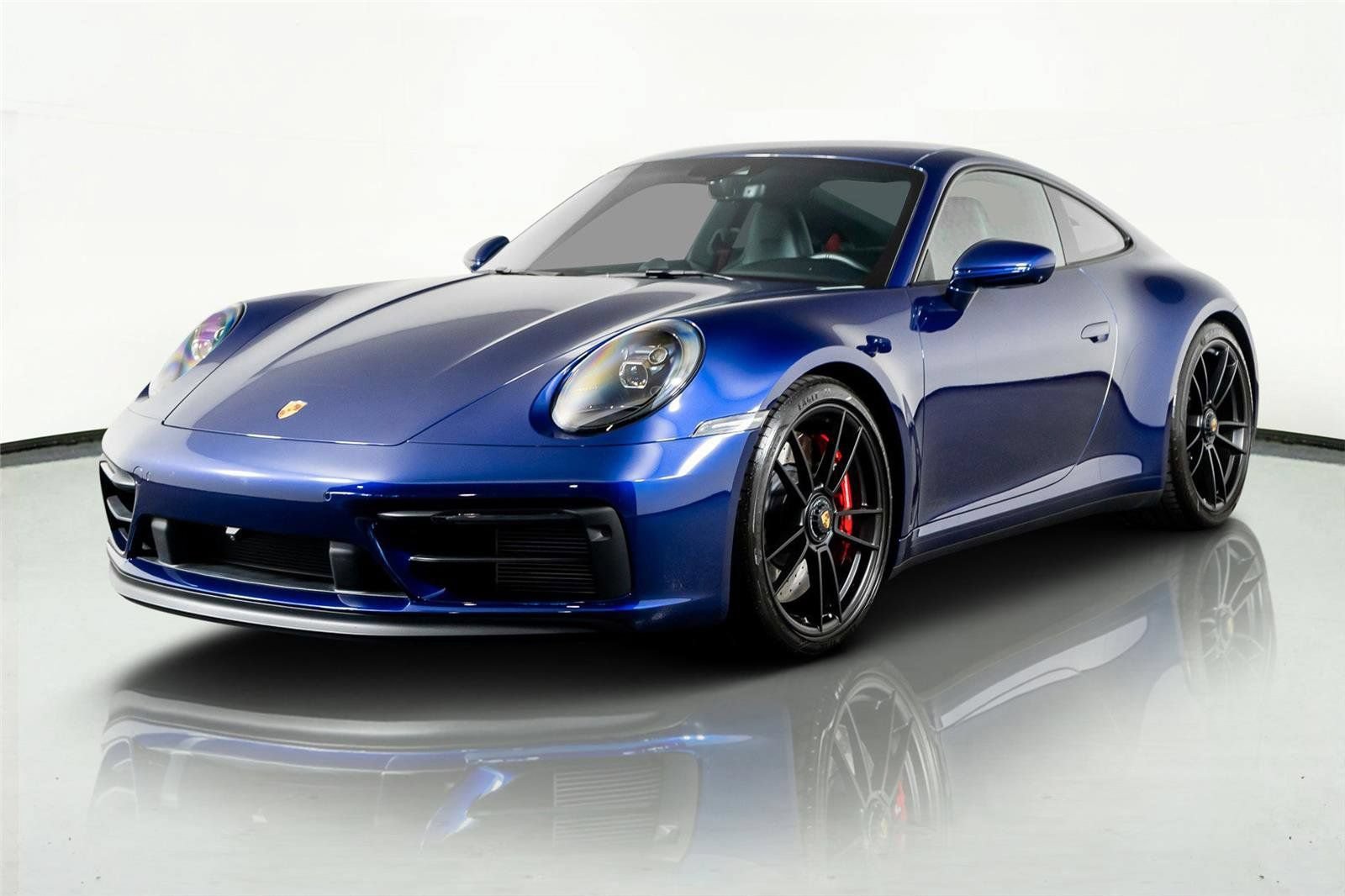 Used 2024 White Porsche Carrera GTS image 21