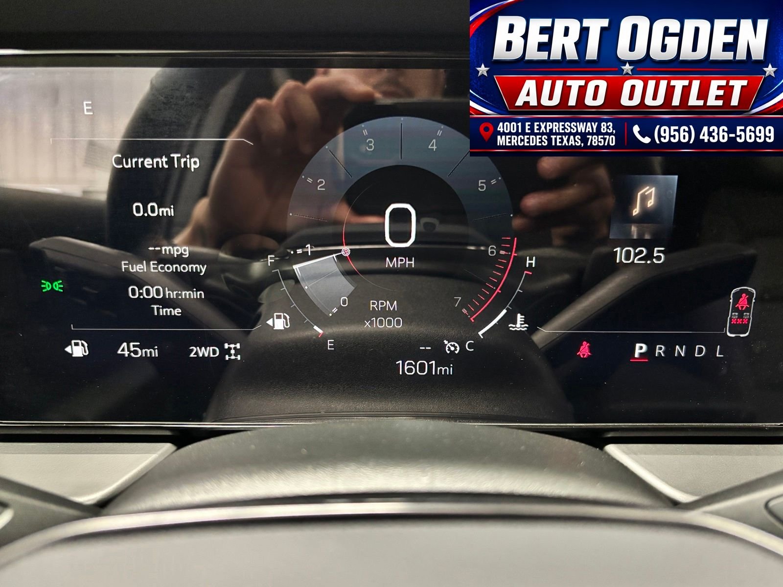 Used 2026 White GMC AT4 image 14
