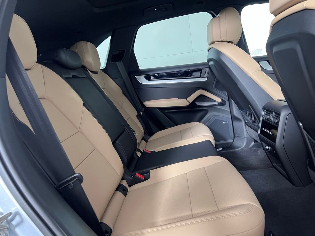 New 2026 Dolomite Silver Metallic Porsche  image 22