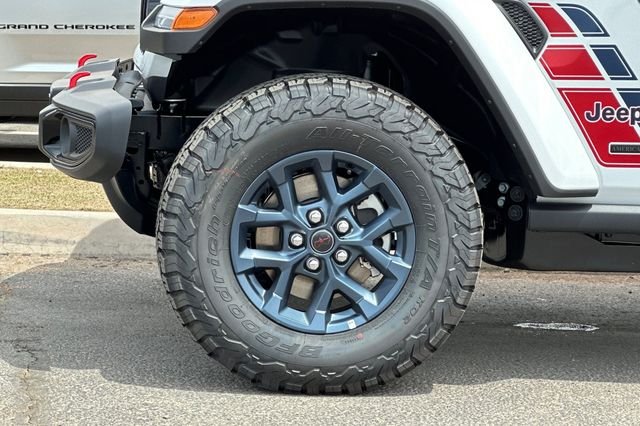 New 2026 Bright White Clearcoat Jeep Sport image 21