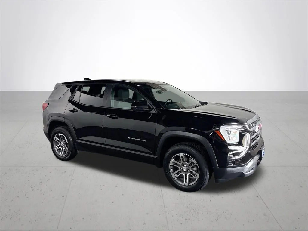 Used 2025 Black GMC Elevation image 4