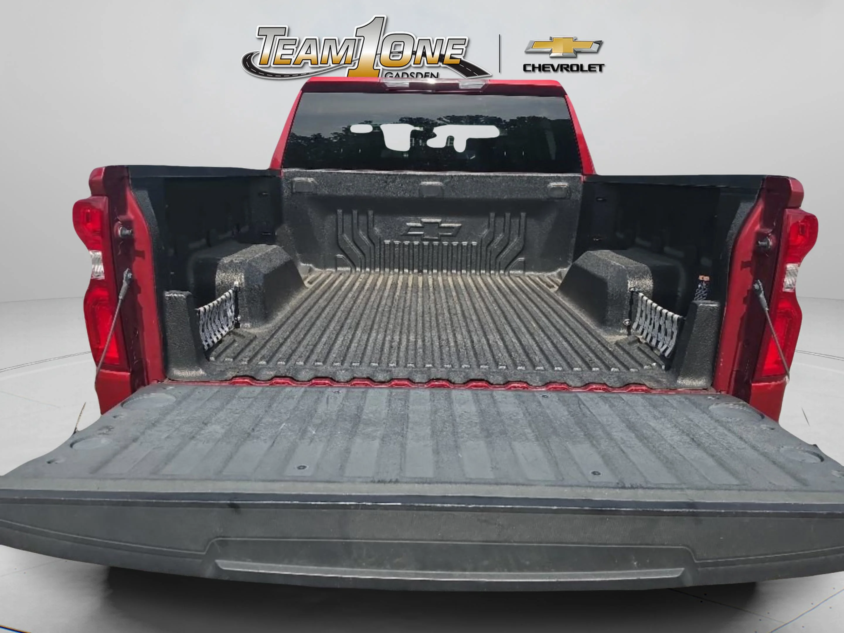 Used 2020 Cajun Red Tintcoat Chevrolet Custom image 10
