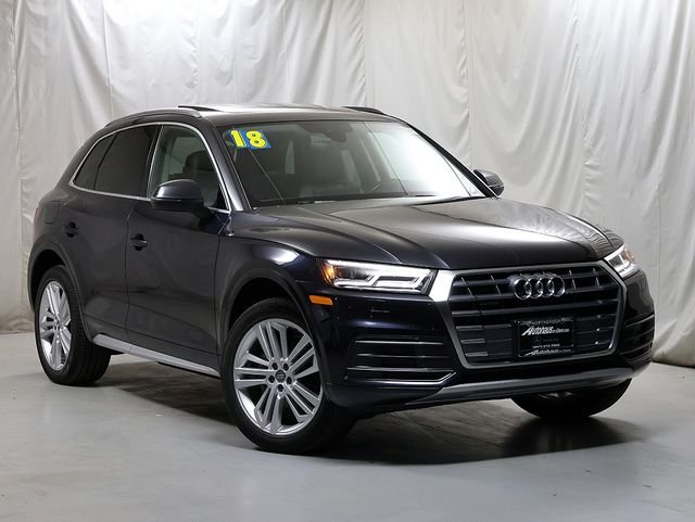 2018 Audi Q5 2.0T quattro S tronic Premium Plus's photo