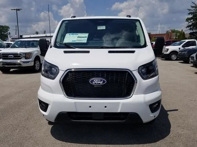 New 2026 Oxford White Ford Passenger Van XLT image 16