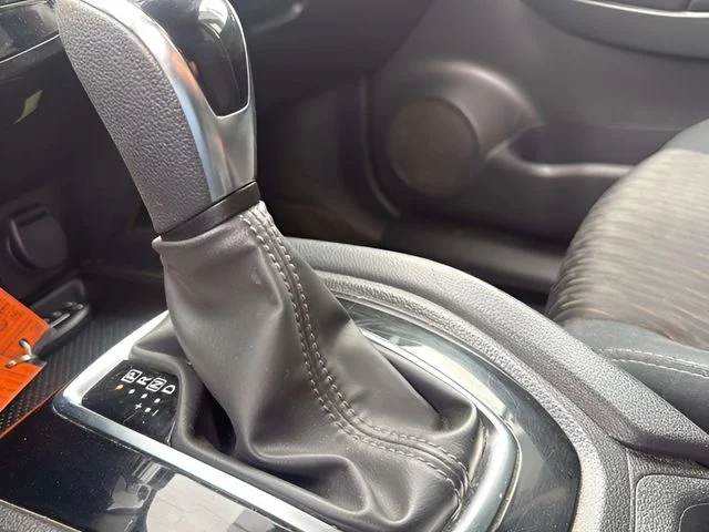 Used 2018 Red Nissan SV image 28