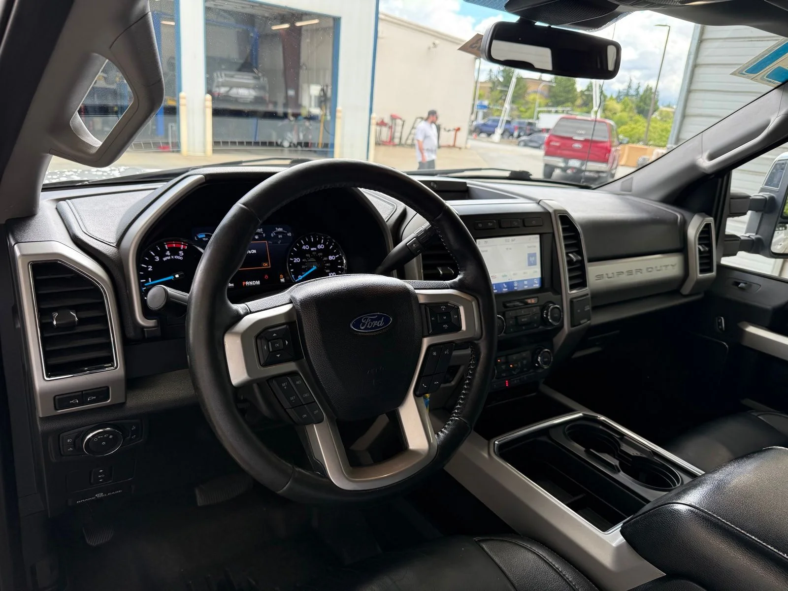 Used 2021 White Ford Lariat image 13