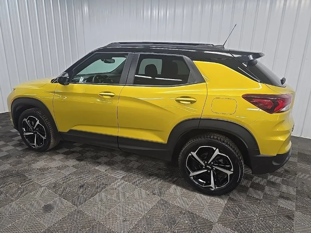 Used 2023 Nitro Yellow Metallic Chevrolet RS image 4