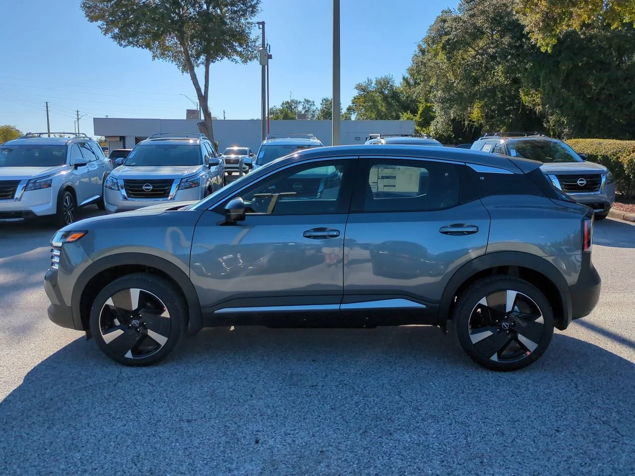 2026 Nissan KICKS SR - Photo 8
