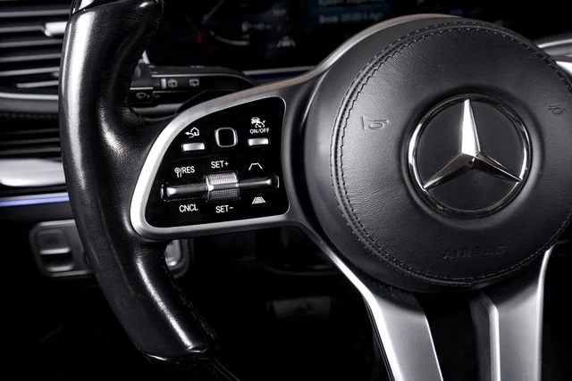Used 2021 Maybach Two-Tone Paint Iridium Silver/Selenite Gre Mercedes-Benz Maybach GLS 600 image 43