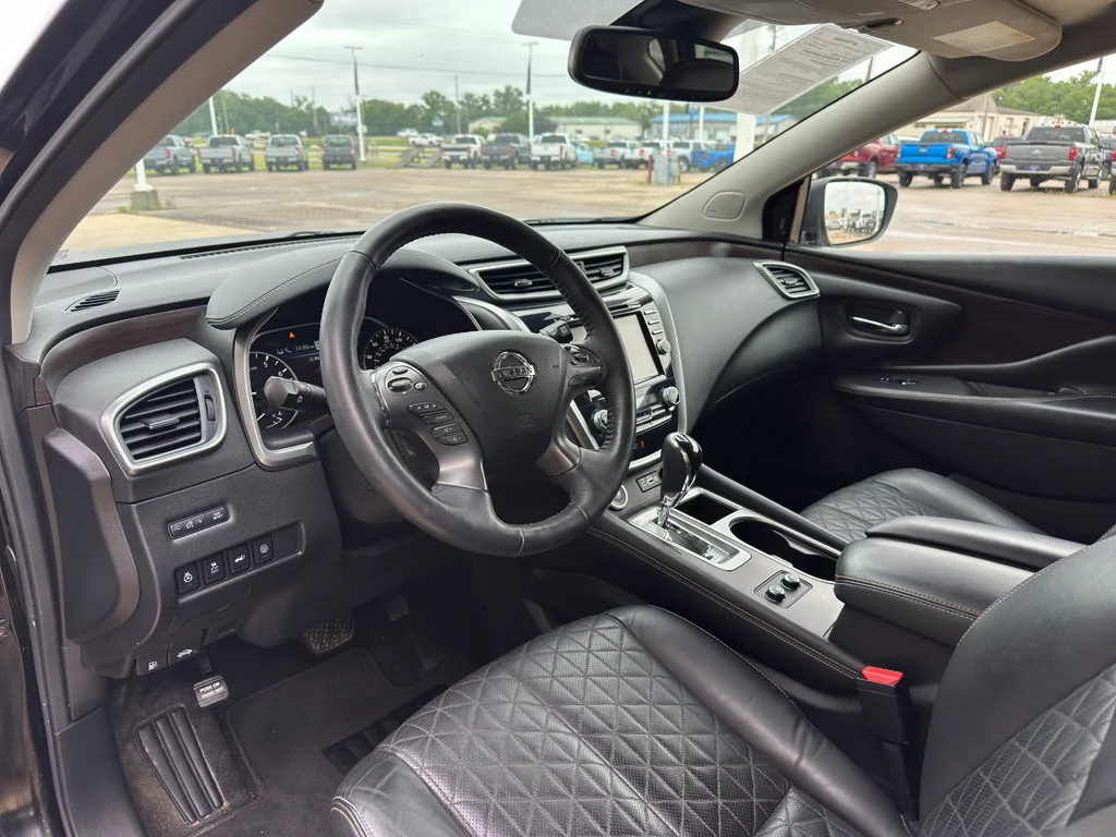 Used 2021 Magnetic Black Pearl Nissan Platinum image 13