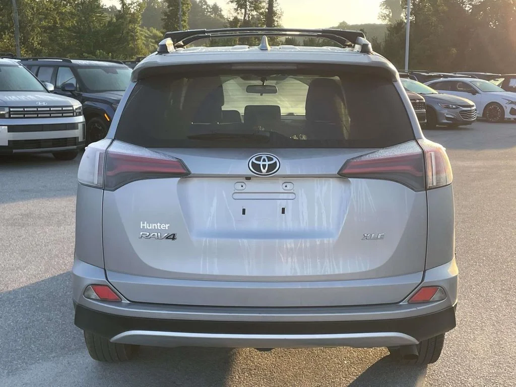 Used 2016 Silver Sky Metallic Toyota XLE image 28