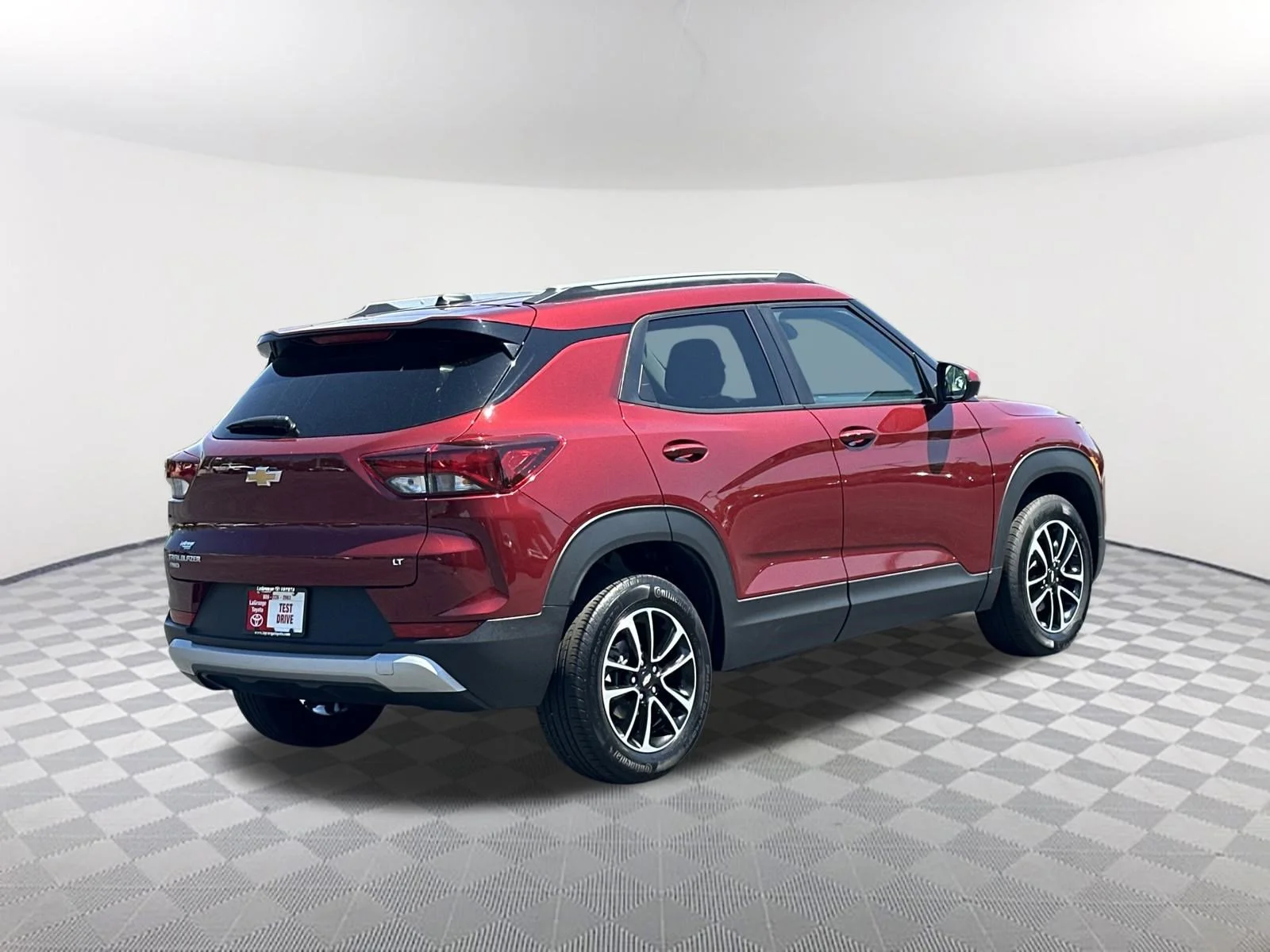 Used 2025 Crimson Metallic Chevrolet LT image 5