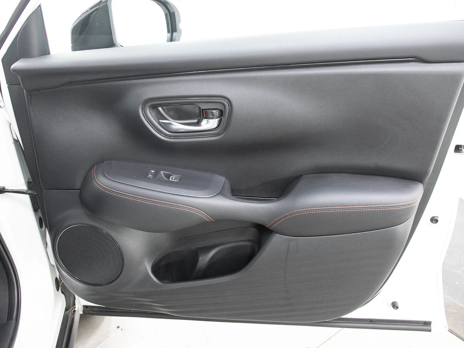 Used 2024  Honda Sport image 11