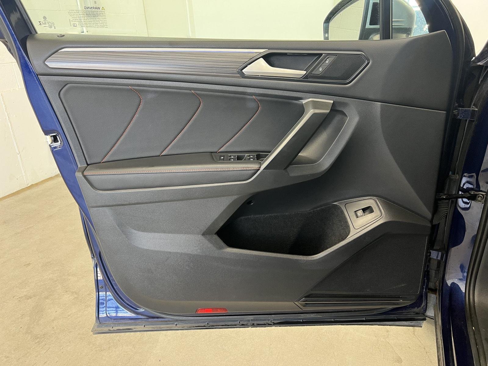 Used 2024 Atlantic Blue Metallic Volkswagen SE image 11