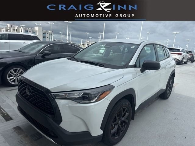2023 Toyota Corolla Cross L FWD's photo