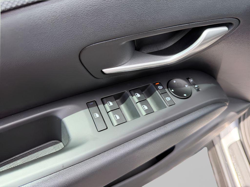 New 2026 Shimmering Silver Hyundai SEL FWD image 20