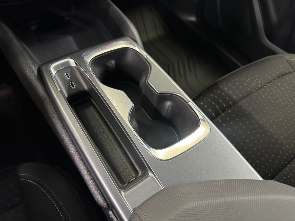 Used 2025 Sterling Gray Metallic Chevrolet LT image 17
