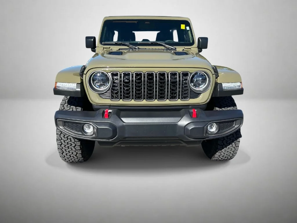 Used 2025 Green Jeep Rubicon image 8