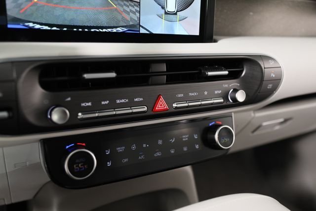 New 2026 Gray Hyundai SEL Premium 8P image 10
