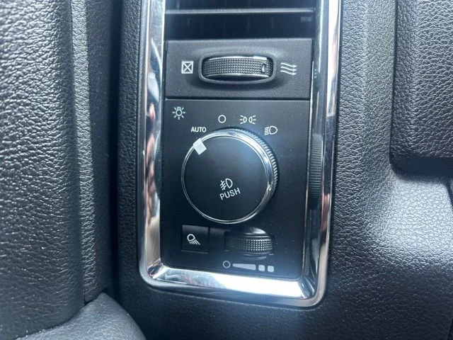 Used 2018 Gray Ram Laramie image 14