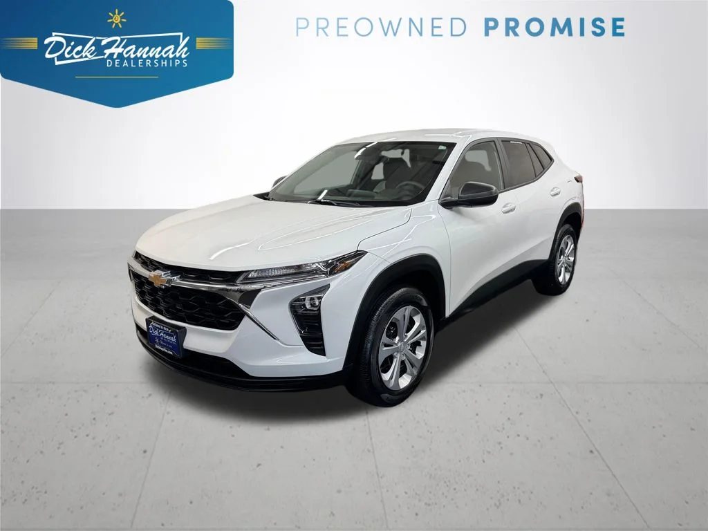 2025 Chevrolet Trax LS's photo