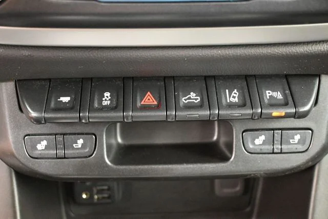 Used 2021 Gray Chevrolet LT image 24