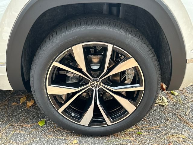 New 2026 White Volkswagen 2.0T SEL Premium R-Line image 20