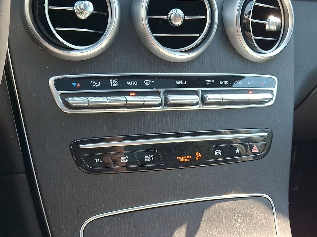 Certified Used 2022 White Mercedes-Benz GLC 300 image 16