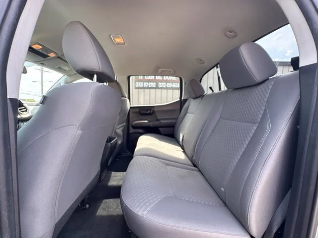 Used 2020 Silver Toyota SR5 image 14