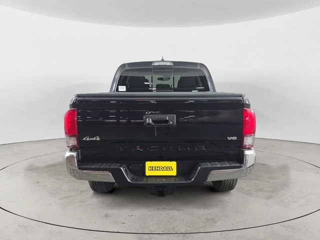 Used 2020 Midnight Black Metallic Toyota SR5 image 4