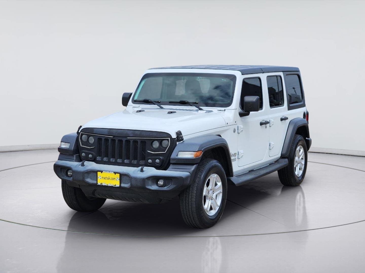 Certified Used 2020 Bright White Clearcoat Jeep Sport S image 3