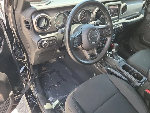 Used 2022 Black Jeep Unlimited Willys image 18