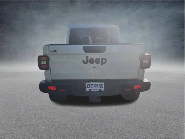 Used 2022 White Jeep Rubicon image 6