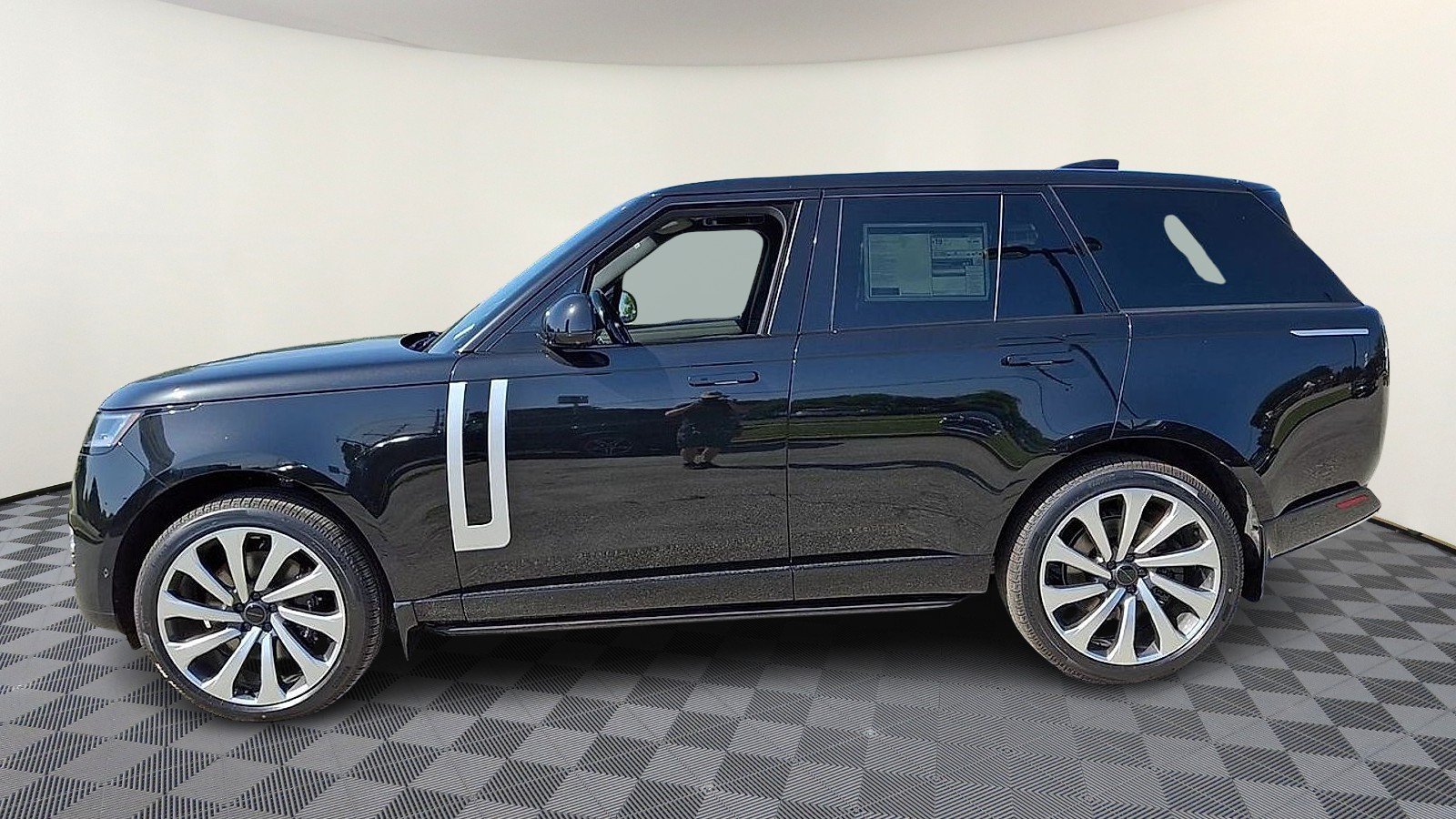 New 2026 Santorini Black LAND ROVER Autobiography image 5