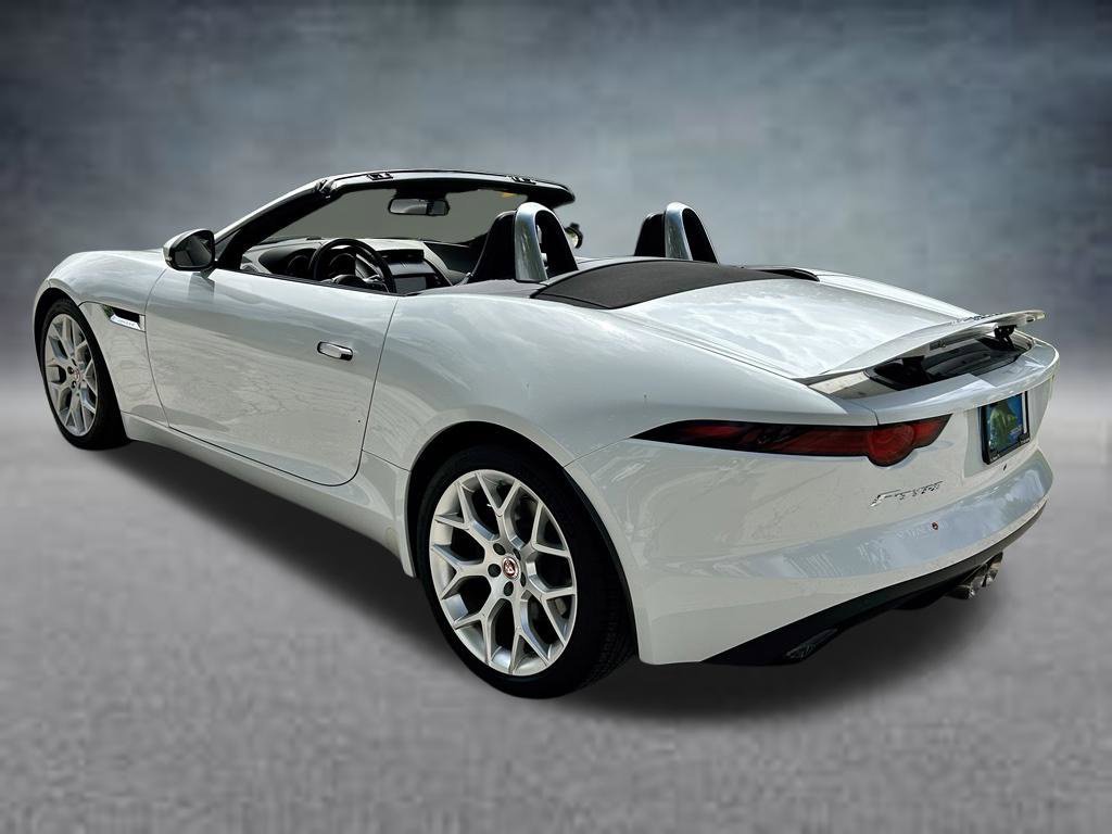 Used 2018 White Jaguar Base image 8