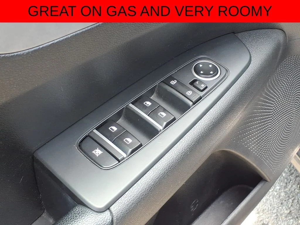 Used 2023 Gray Kia LXS image 13