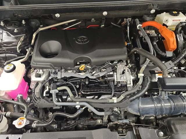 Used 2021 Magnetic Gray Metallic Toyota LE image 35